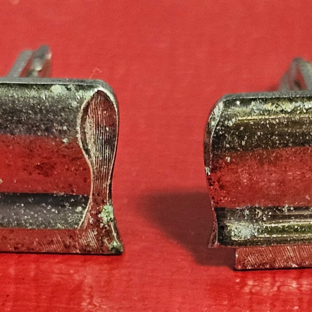 Charming Pair of Plain Silver Toned Cuff Links